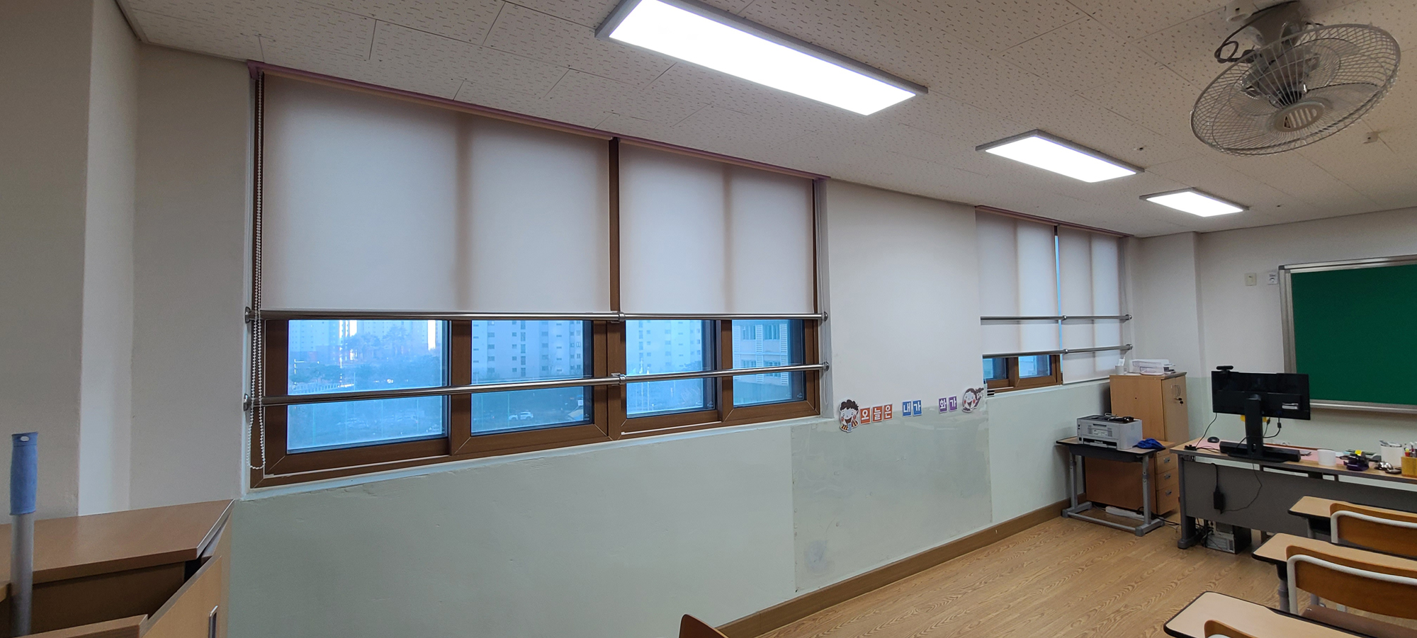 위례고운초등학교_롤스크린 (13).jpg