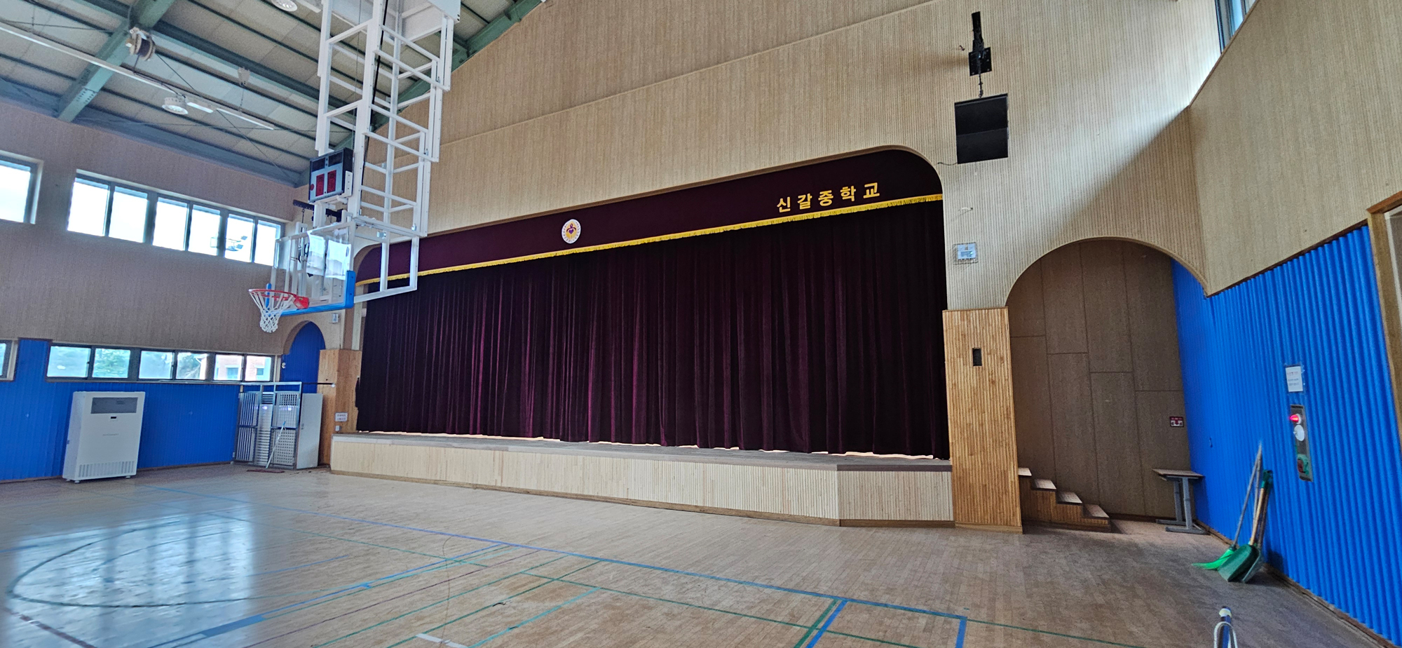 신갈중학교_무대막커튼 (3).jpg