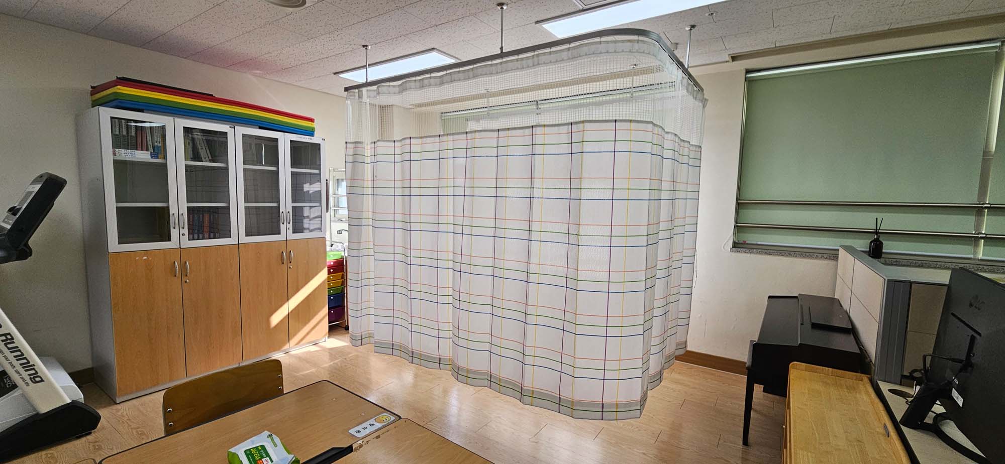 아름학교_병원커튼 (2).jpg